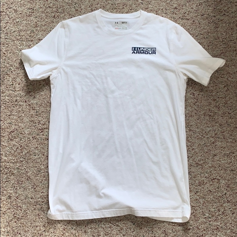 White under armour t-shirt